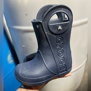 Crocs Kids Rain Boots Navy Blue Handle Pull On Size C9 Waterproof